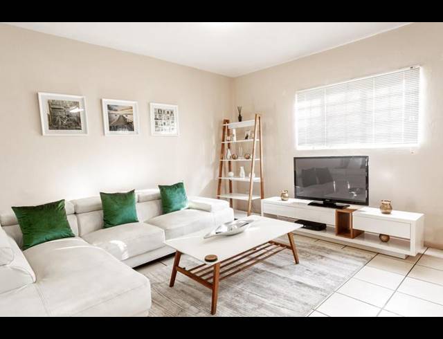 3 BEDROOM CLUSTER FOR SALE IN THE HILL